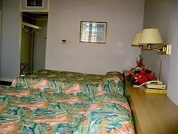 Garraway Hotel Roseau 2*,